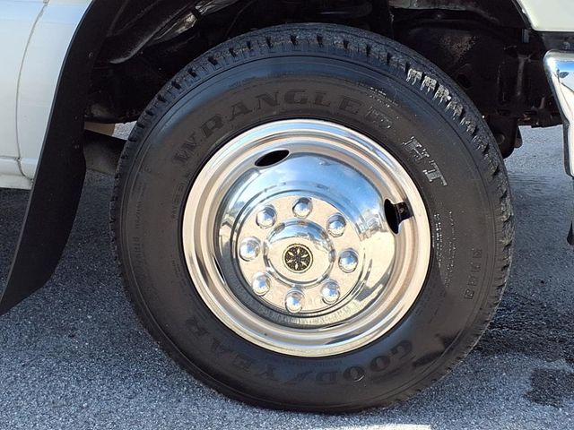 2013 Ford E350 14 Passenger Shuttle Bus w/WHeelchair - 22884537 - 41