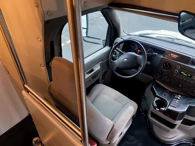 2013 Ford E350 Non-CDL Wheelchair Shuttle Bus For Sale For Adults Medical Transport Mobility ADA Handicapped - 22266080 - 22