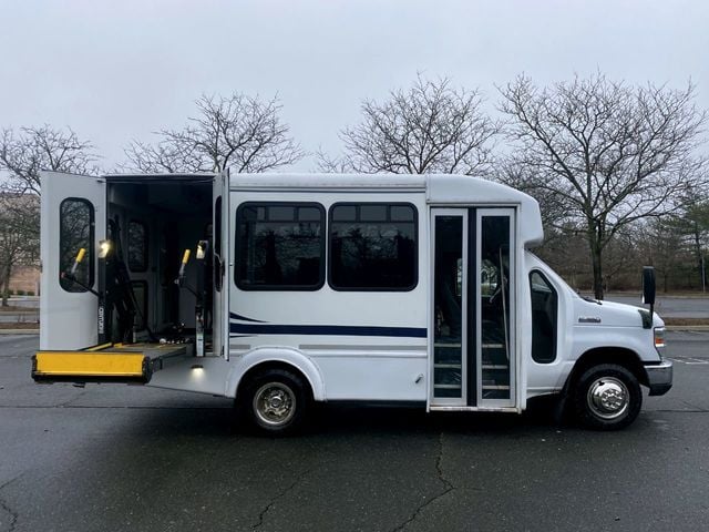 2013 Ford E350 Non-CDL Wheelchair Shuttle Bus For Sale For Adults Medical Transport Mobility ADA Handicapped - 22266080 - 4