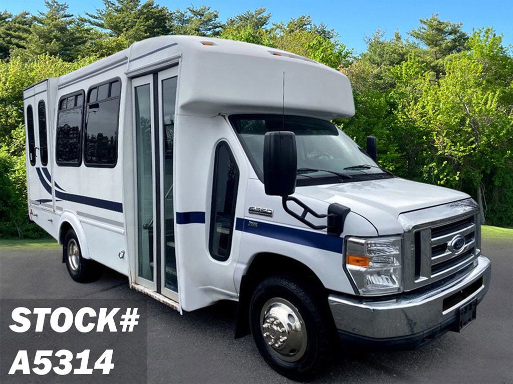 2013 Ford E350 Non-CDL Wheelchair Shuttle Bus For Sale For Adults Seniors Church Medical Transport Handicapped - 22273735 - 0