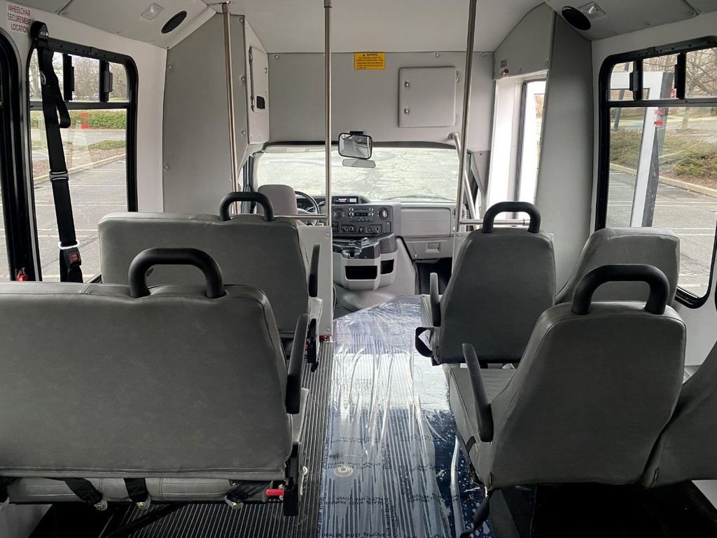 2013 Ford E350 Non-CDL Wheelchair Shuttle Bus For Sale For Adults Seniors Church Medical Transport Handicapped - 22273735 - 26