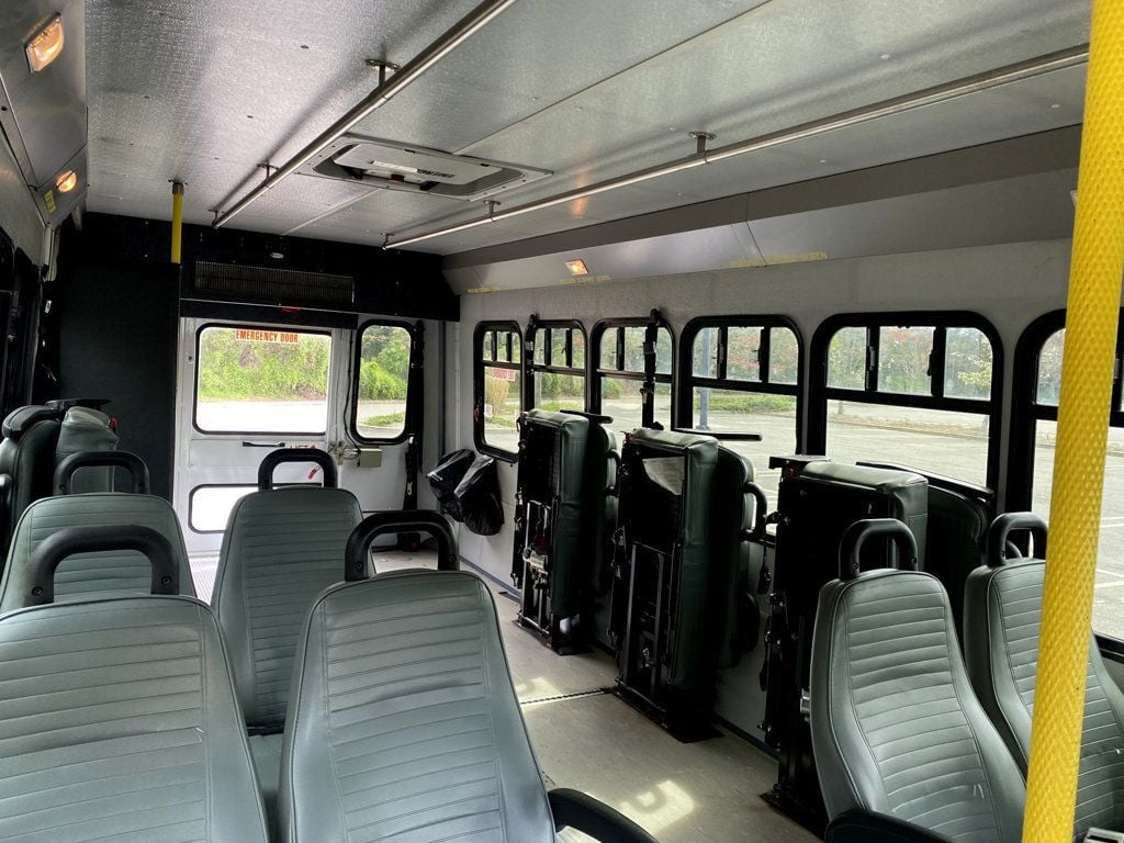 2013 Ford E450 Wheelchair Shuttle Bus For Sale For Adults Seniors Medical Transport Handicapped - 22380899 - 25