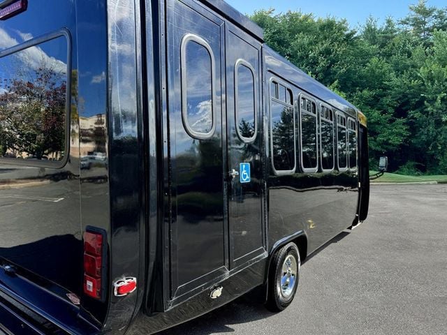 2013 Ford E450 Wheelchair Shuttle Bus Only 23k Miles! For Churches Seniors Handicapped & Limo Conversion - 22580974 - 10