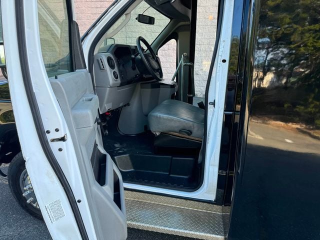 2013 Ford E450 Wheelchair Shuttle Bus Only 23k Miles! For Churches Seniors Handicapped & Limo Conversion - 22580974 - 20