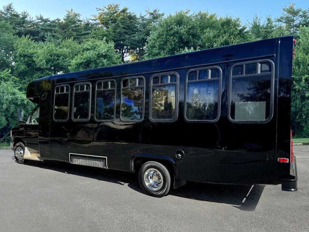 2013 Ford E450 Wheelchair Shuttle Bus Only 23k Miles! For Churches Seniors Handicapped & Limo Conversion - 22580974 - 7