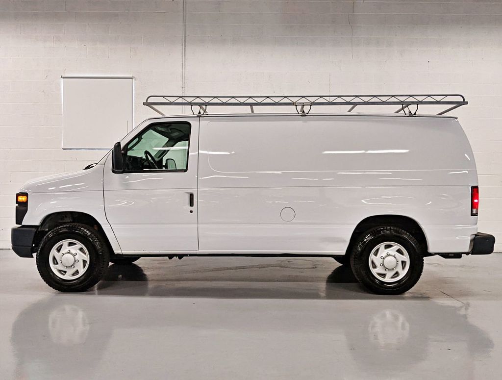 2013 Ford Econoline Cargo Van E-150 Commercial - 22067740 - 3