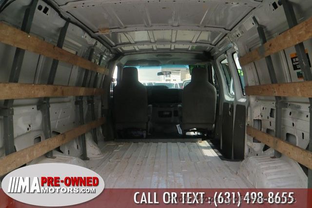 2013 Ford Econoline Cargo Van E-250 Commercial - 22474468 - 10