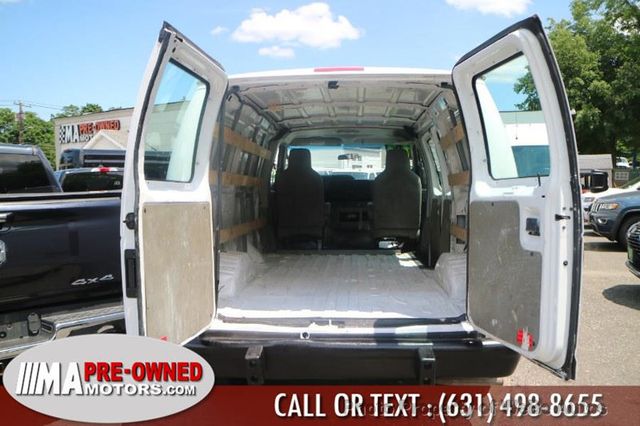 2013 Ford Econoline Cargo Van E-250 Commercial - 22474468 - 14