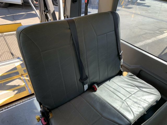 2013 Ford Econoline Cargo Van E-250 Ext Recreational WHEELCHAIR ACCESSIBLE HANDICAP 1-OWNER LOW MILES!! - 23068117 - 34