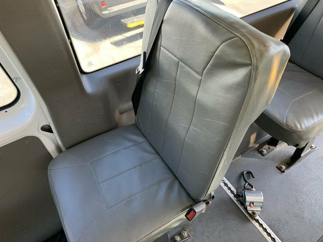 2013 Ford Econoline Cargo Van E-250 Ext Recreational WHEELCHAIR ACCESSIBLE HANDICAP 1-OWNER LOW MILES!! - 23068117 - 37