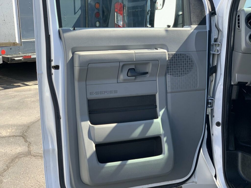 2013 Ford Econoline Cargo Van E-250 Ext Recreational WHEELCHAIR ACCESSIBLE HANDICAP 1-OWNER LOW MILES!! - 23068117 - 49