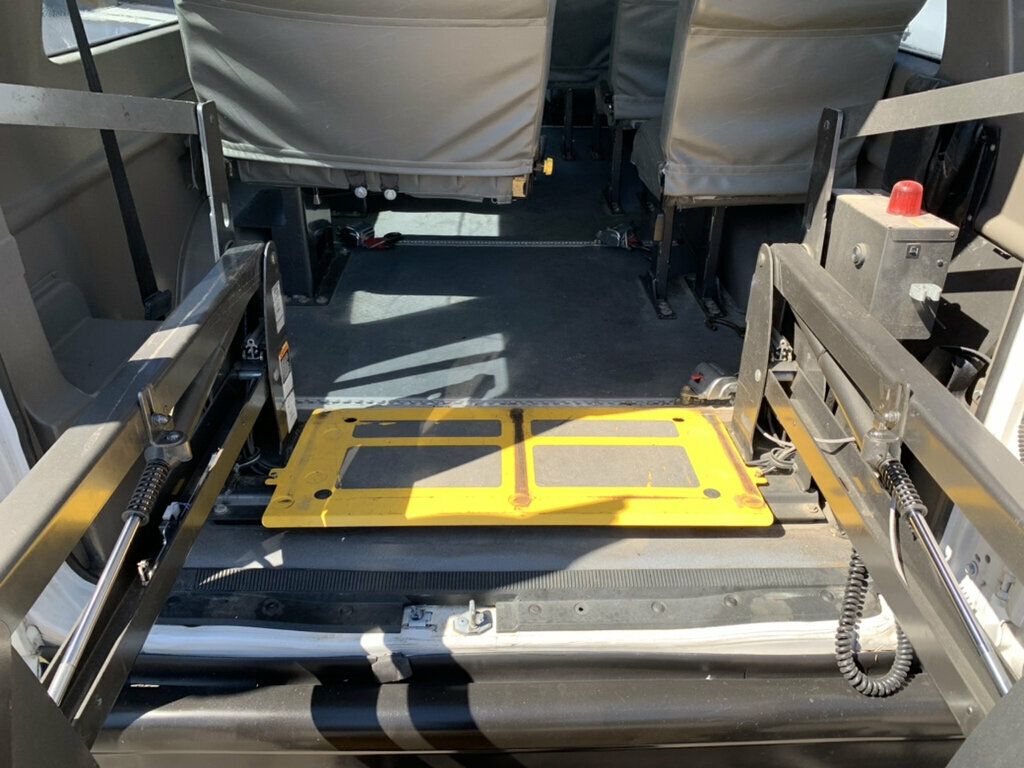 2013 Ford Econoline Cargo Van E-250 Ext Recreational WHEELCHAIR ACCESSIBLE HANDICAP 1-OWNER LOW MILES!! - 23068117 - 8