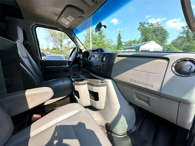 2013 Ford Econoline Cargo Van E-350 Super Duty Extended Cargo - 22968267 - 14
