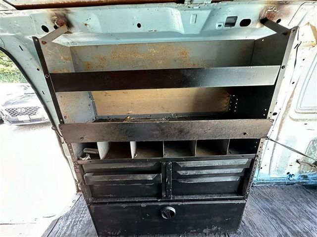 2013 Ford Econoline Cargo Van E-350 Super Duty Extended Cargo - 22968267 - 18