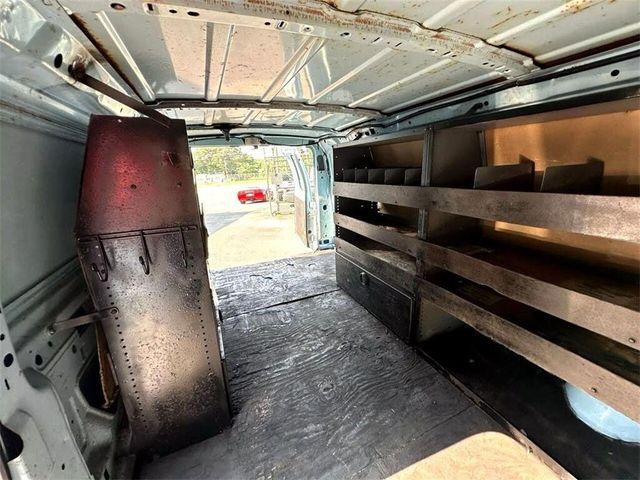 2013 Ford Econoline Cargo Van E-350 Super Duty Extended Cargo - 22968267 - 21