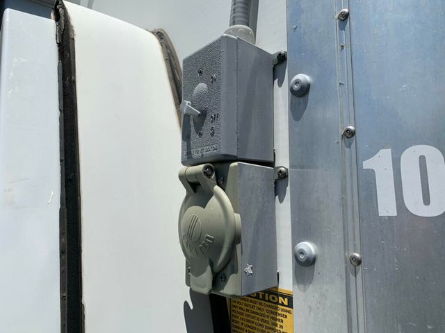 2013 Ford Econoline Commercial Cutaway E-450 Super Duty 158" DRW ECONOLINE COMMERCIAL CUTAWAY  - 22849207 - 12