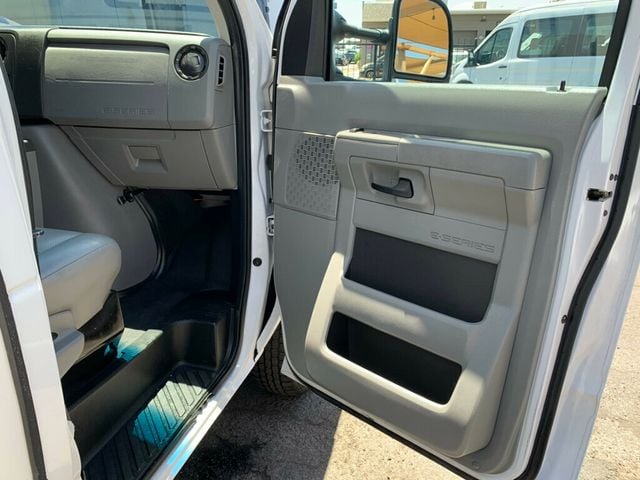 2013 Ford Econoline Commercial Cutaway E-450 Super Duty 158" DRW ECONOLINE COMMERCIAL CUTAWAY  - 22849207 - 63