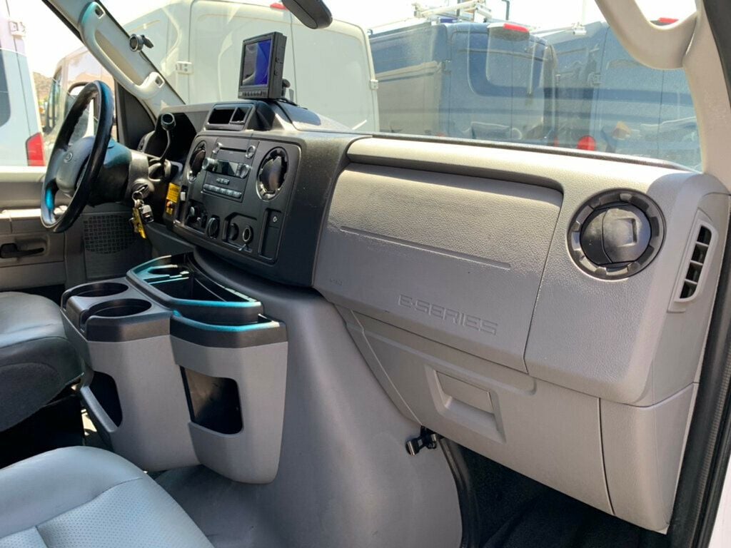 2013 Ford Econoline Commercial Cutaway E-450 Super Duty 158" DRW ECONOLINE COMMERCIAL CUTAWAY - 22849207 - 66