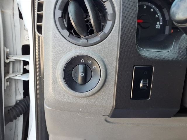 2013 Ford Econoline Wagon E-350 Super Duty Ext XLT - 22956331 - 12