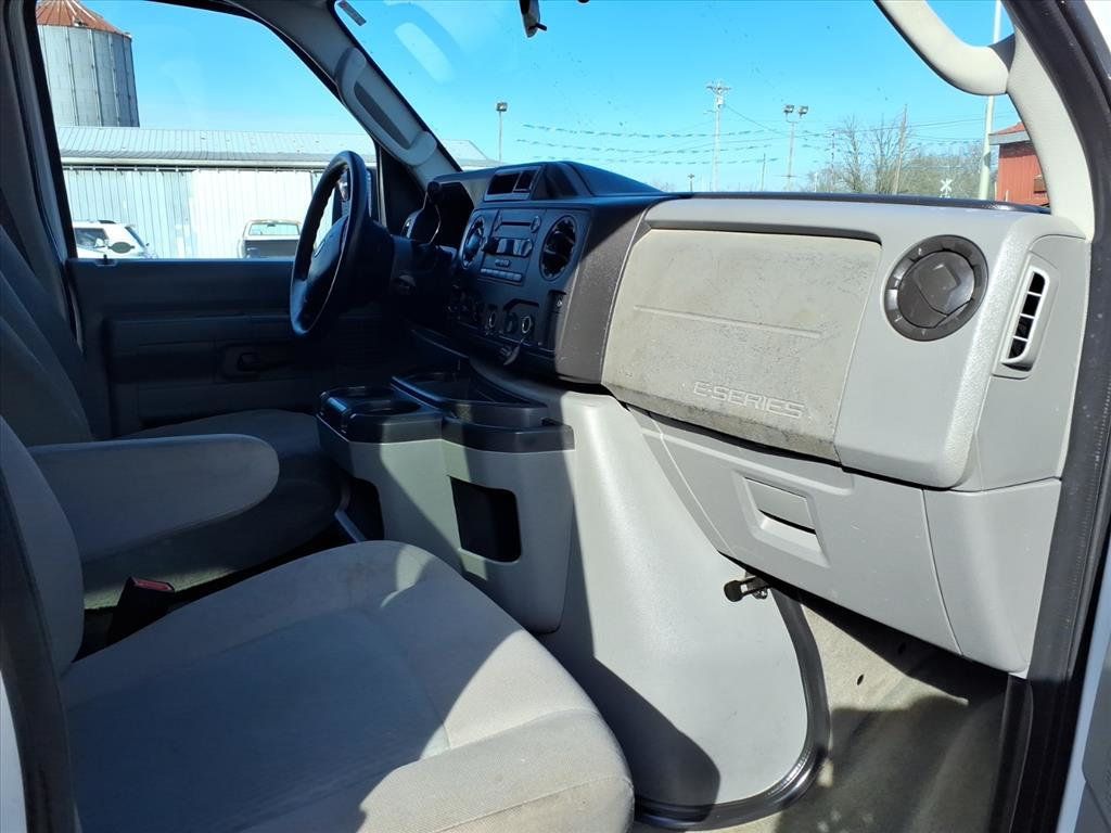 2013 Ford Econoline Wagon E-350 Super Duty Ext XLT - 22956331 - 18