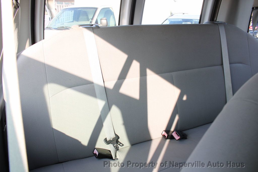 2013 FORD E-350 - Image 22