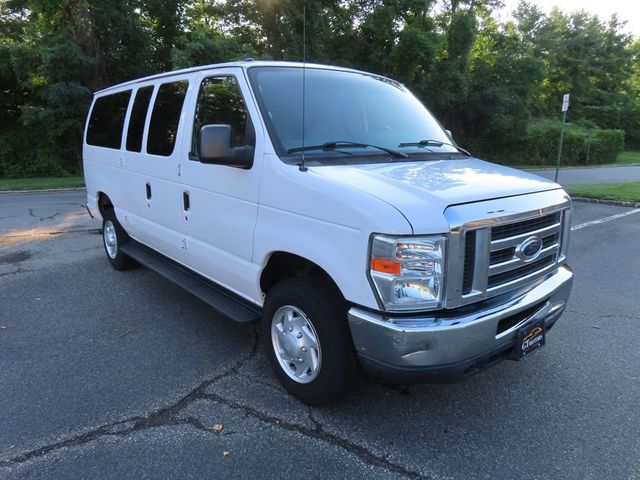 2013 Ford Econoline Wagon E-350 Super Duty XLT - 23059139 - 19