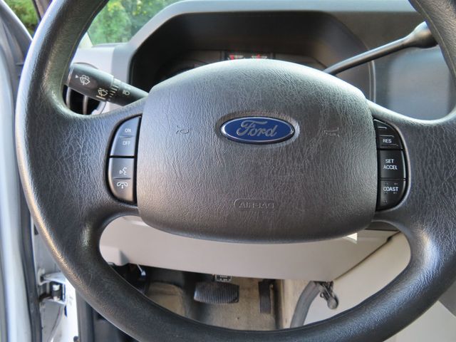2013 Ford Econoline Wagon E-350 Super Duty XLT - 23059139 - 36