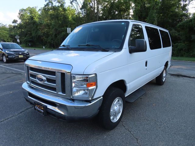 2013 Ford Econoline Wagon E-350 Super Duty XLT - 23059139 - 3