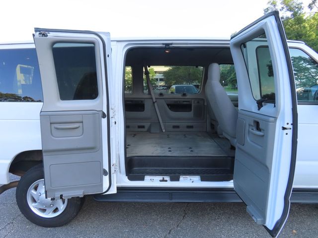 2013 Ford Econoline Wagon E-350 Super Duty XLT - 23059139 - 7