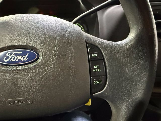 2013 Ford Econoline Wagon E-350 Super Duty XLT - 23101778 - 16