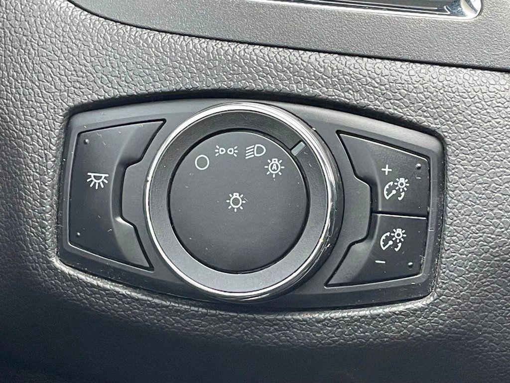 2013 Ford Edge 4dr SEL FWD - 22963350 - 30