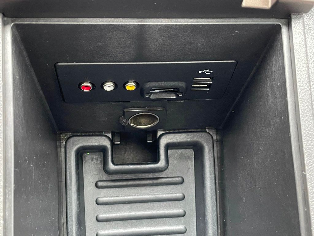 2013 Ford Edge 4dr SEL FWD - 22963350 - 32