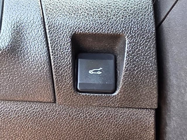 2013 Ford Edge 4dr SEL FWD - 22941356 - 40