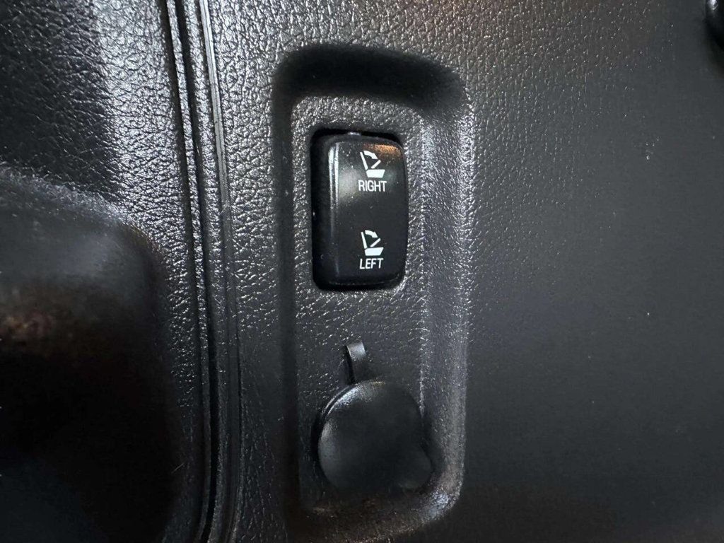 2013 Ford Edge 4dr Sport AWD - 22992735 - 12