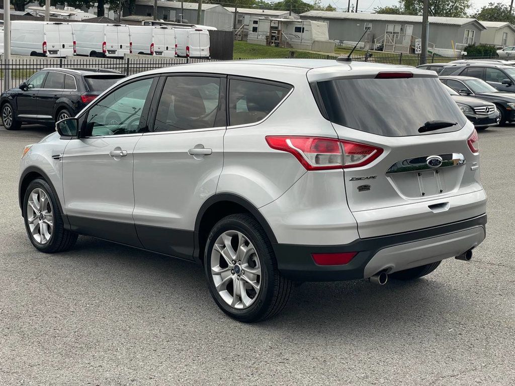 2013 Ford Escape SEL photo 5
