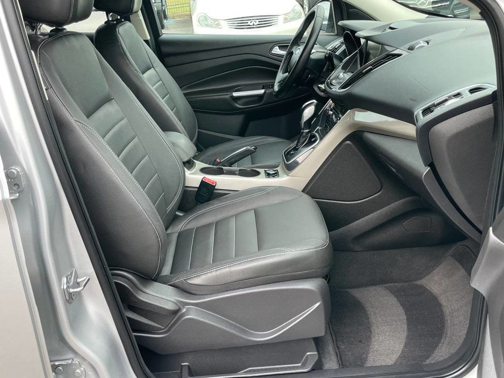 2013 Ford Escape SEL photo 8