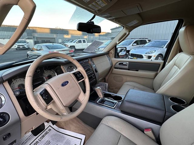 2013 Ford Expedition XLT 4x2 4dr SUV - 22844928 - 11