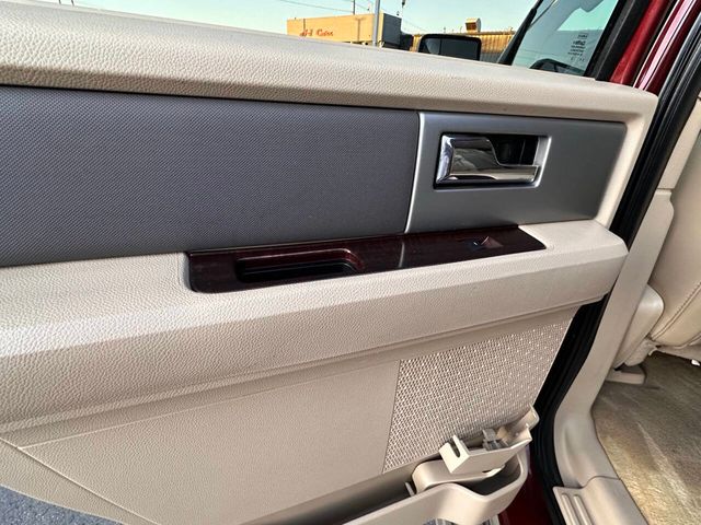 2013 Ford Expedition XLT 4x2 4dr SUV - 22844928 - 16