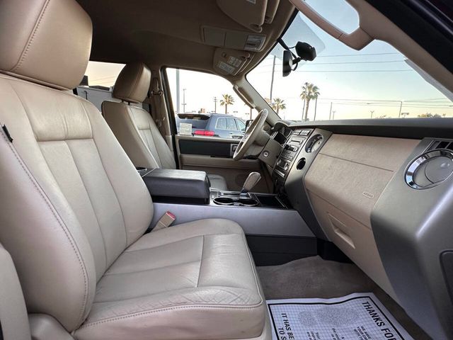 2013 Ford Expedition XLT 4x2 4dr SUV - 22844928 - 19