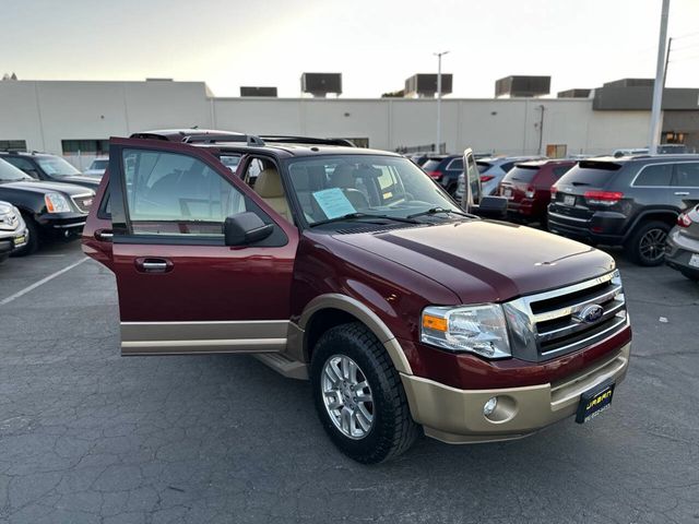 2013 Ford Expedition XLT 4x2 4dr SUV - 22844928 - 28