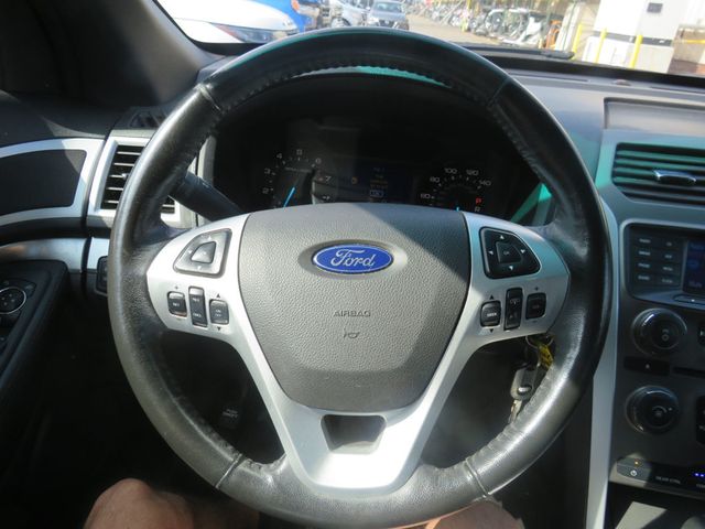 2013 Ford Explorer FWD 4dr XLT - 23039508 - 8