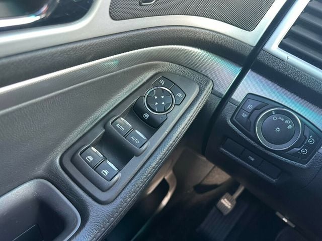 2013 Ford Explorer FWD 4dr XLT - 22952765 - 16