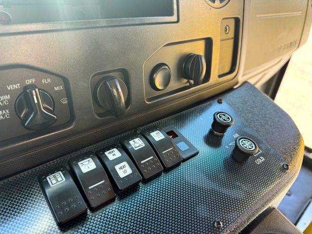 2013 Ford E-350 Cutaway Non-CDL Wheelchair Shuttle Bus For Adults Seniors Church & Medical Transportation - 22922061 - 32