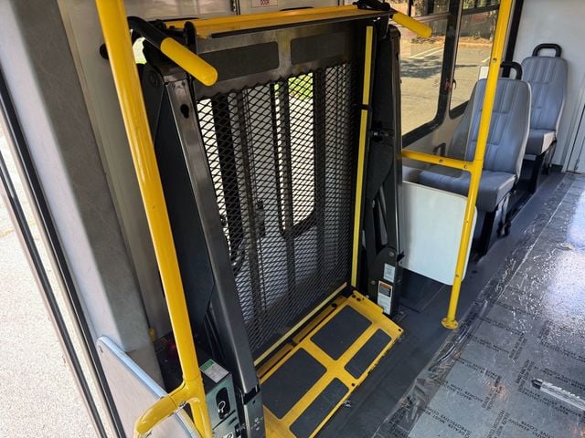 2013 Ford E-350 Non-CDL Wheelchair Shuttle Bus For Adults Seniors Church & Medical Transportation - 22922061 - 35