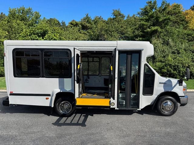 2013 Ford E-350 Non-CDL Wheelchair Shuttle Bus For Adults Seniors Church & Medical Transportation - 22922061 - 3