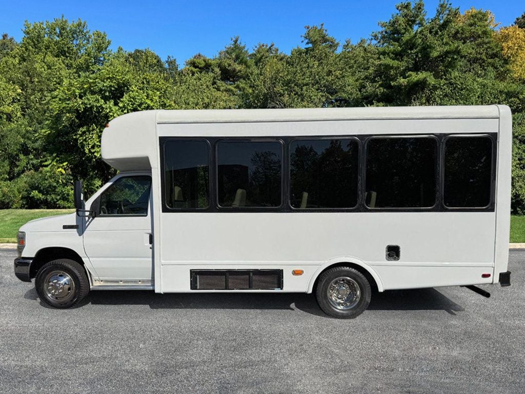 2013 Ford E-350 Non-CDL Wheelchair Shuttle Bus For Tours Charters Churches & Handicap Transportation - 22914041 - 13