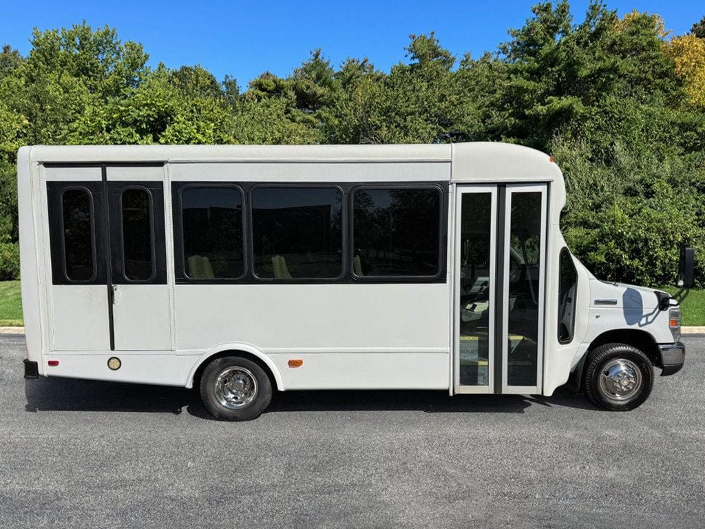 2013 Ford E-350 Non-CDL Wheelchair Shuttle Bus For Tours Charters Churches & Handicap Transportation - 22914041 - 1