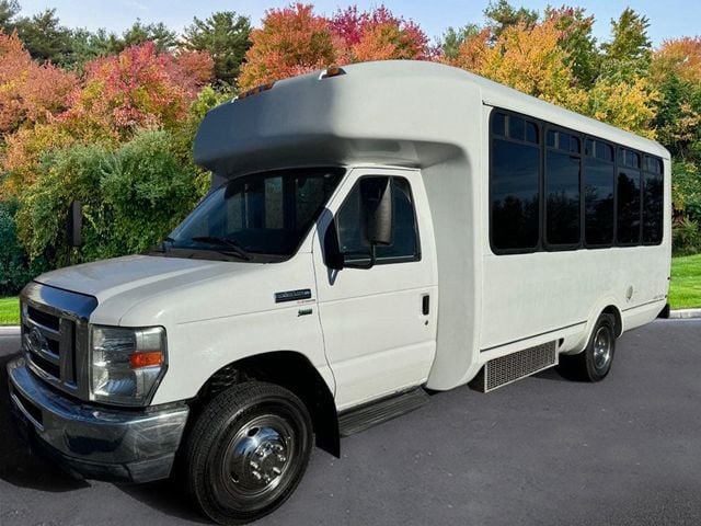 2013 Ford E-350 Non-CDL Wheelchair Shuttle Bus For Sale For Adults Seniors Church Medical Transport Handicapped - 22709469 - 13