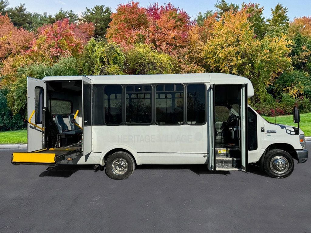 2013 Ford E-350 Non-CDL Wheelchair Shuttle Bus For Sale For Adults Seniors Church Medical Transport Handicapped - 22709469 - 3