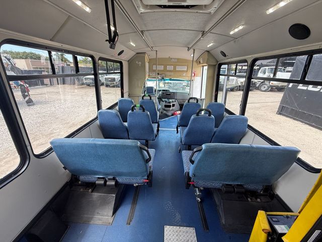 2013 Ford E-450 12 Passenger Shuttle Bus  - 23064756 - 9